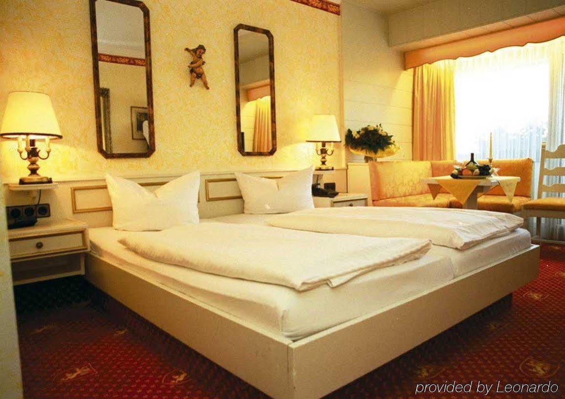 Hotel Wittelsbacher Hoeh Wurzburg Luaran gambar